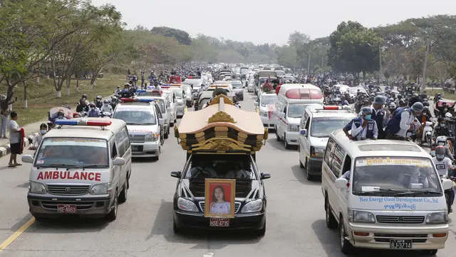 Suasana Pemakaman Demonstran Myanmar yang Tewas