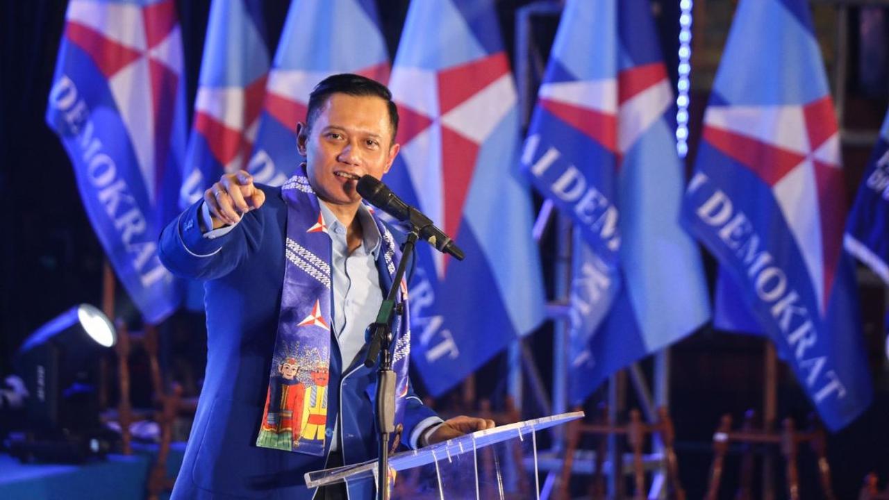 Menurut dia, kondisi yang dialami Partai Demokrat ini menjadi bentuk petunjuk Tuhan. Demokrat, kata dia, telah dihindarkan dari hal-hal yang tidak baik.<br>