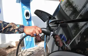 Lakukan Hal Ini agar Baterai Mobil Listrik Panjang Umur