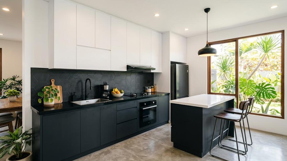 9 Cara Membuat Dapur Gelap Terlihat Lebih Modern, Manfaatkan Warna dan Material