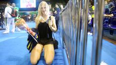 Atlet Wushu Asal Swedia, Elin Oberg usai merai medali perak pada Cabang Sanda Kejuaraan Dunia Wushu 2015 di Istora, Senayan, Jakarta,Rabu (18/11/2015). (Bola.com/Nicklas Hanoatubun)