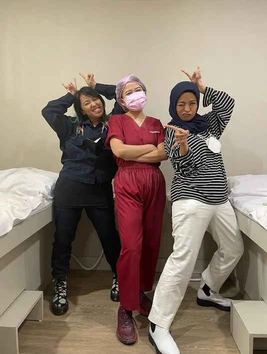 <p>Dietnya juga tidak asal, Tantri Kotak menjalani diet ketat di bawah pengawasan dokter Cissie Nugraha, dokter langganan para artis. (FOTO: instagram.com/tantrisyalindri/)</p>
