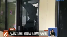 Penyerangan seorang pria bersenjata golok dan pisau babi ini terjadi Jumat dinihari tadi.