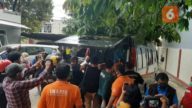 Seorang Hakim Tinggu ditemukan tak bernyawa di kamar indekosnya (Liputan6.com/Fauzan)