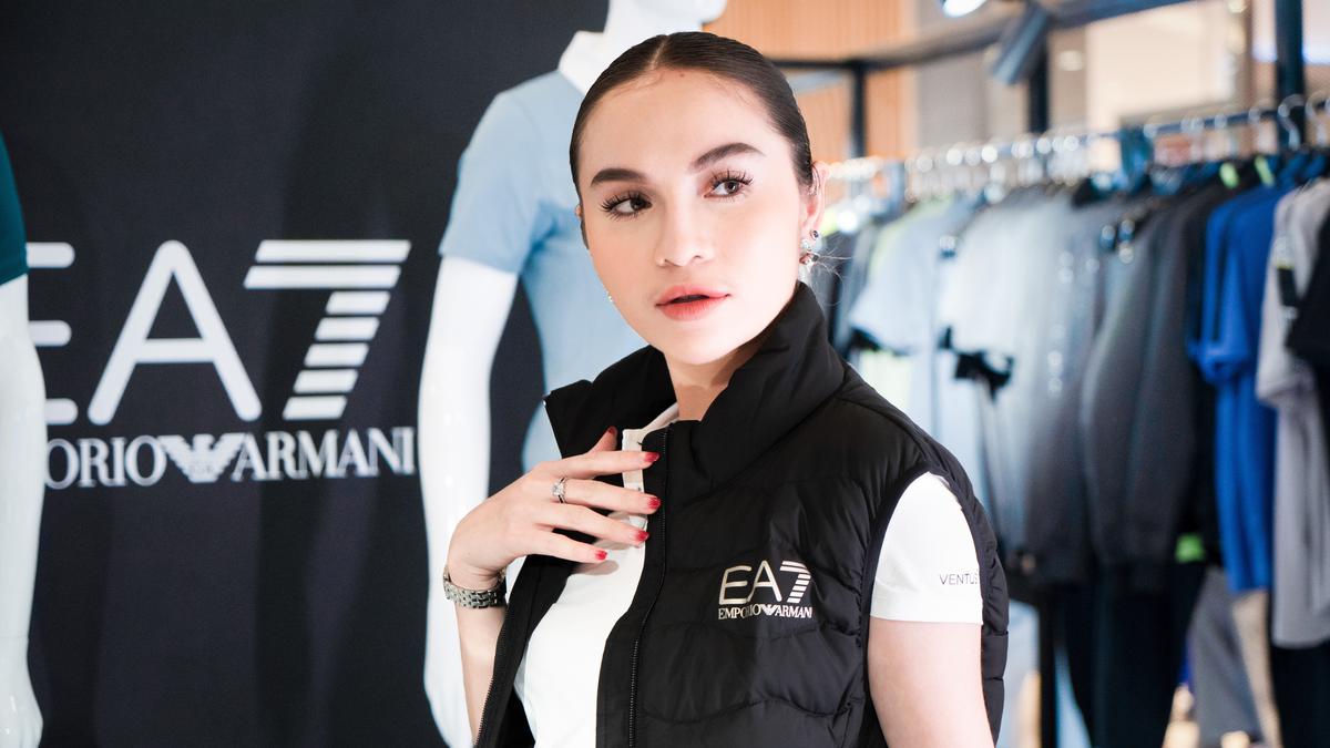Tren Fashion Athleisure yang Nyaman dan Stylish Dihadirkan EA7 Emporio Armani