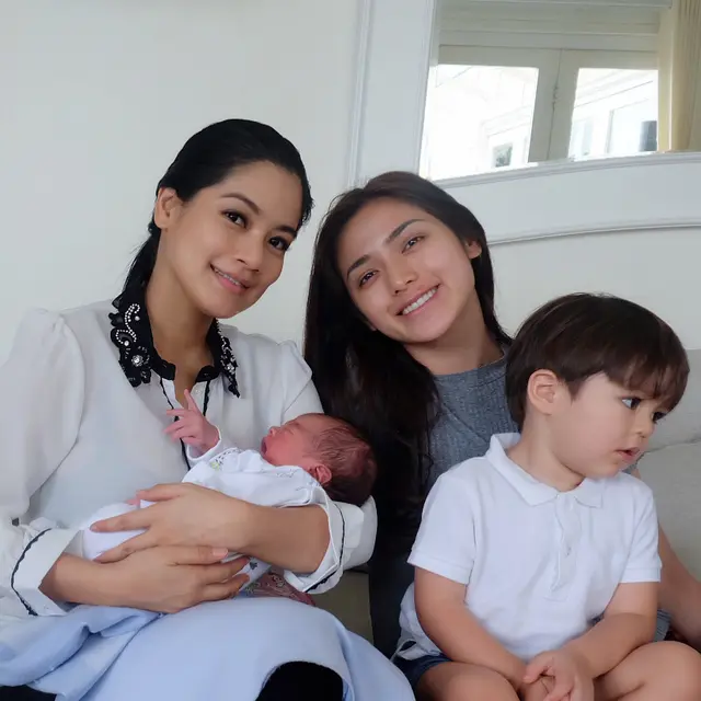 Alami Alergi Pada Wajah Ini 7 Potret Jessica Iskandar Tanpa Makeup