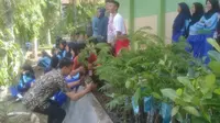 Program Tabuhlah, penerapan go green di SMA Negeri 1 Sigaluh, Banjarnegara, Jawa Tengah. (Foto: Liputan6.com/Heny untuk Muhamad Ridlo)