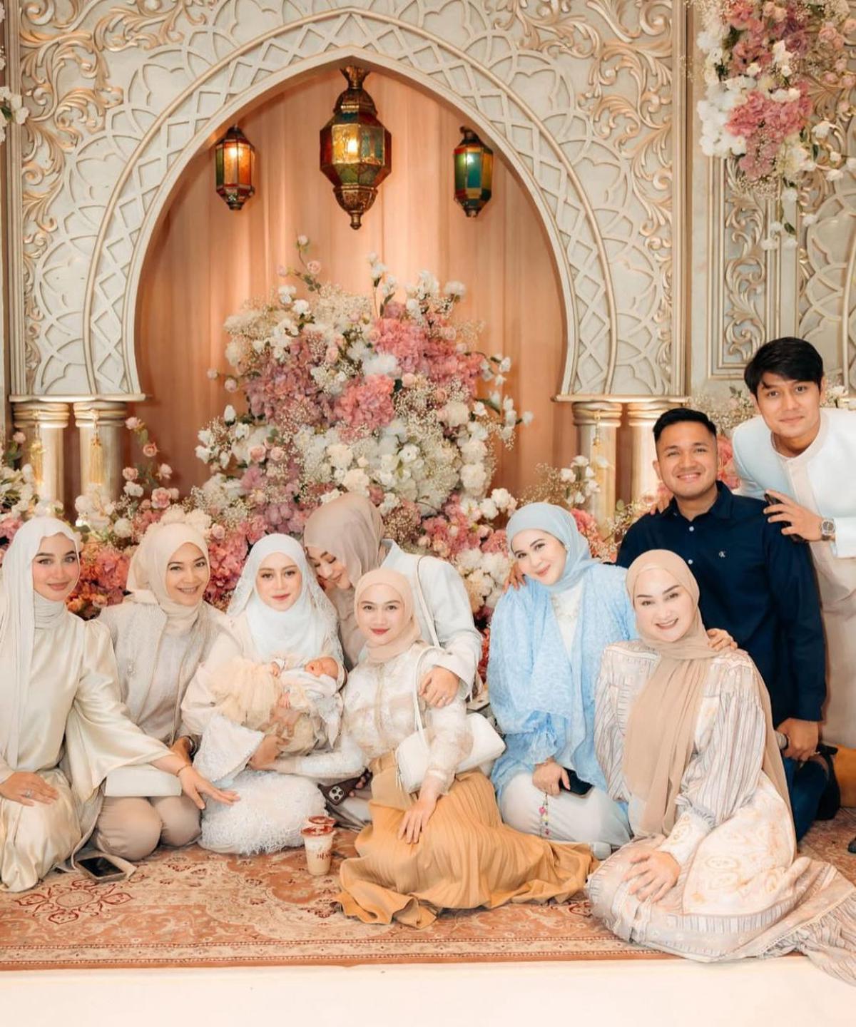 7 Potret Aqiqah Anak Kedua Lesti Kejora dan Rizky Billar, Intip Kemewahan dan Kehadiran Artis Ternama