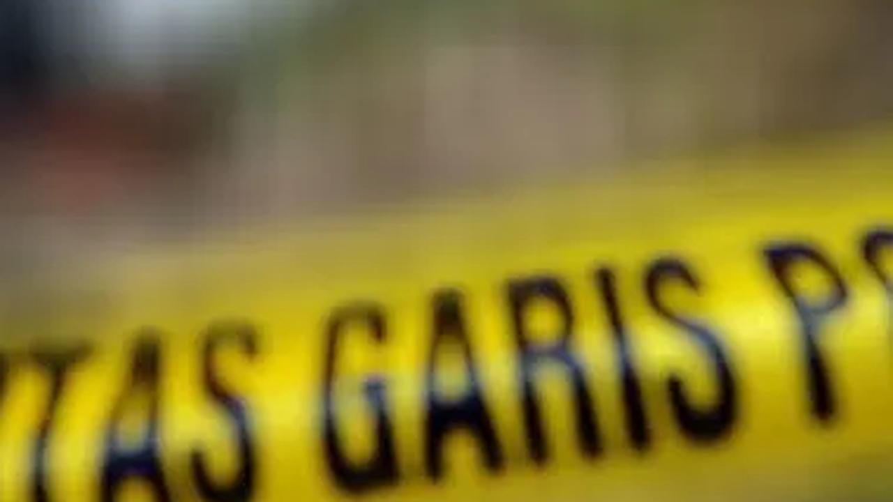 "Menurut keterangannya ketika menginjakkan rem tidak berfungsi, sempat mengalihkan dari gigi dua ke satu," bebernya.&nbsp;