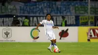 Purwaka Yudhi, Persib Bandung. (Bola.com/Nicklas Hanoatubun)