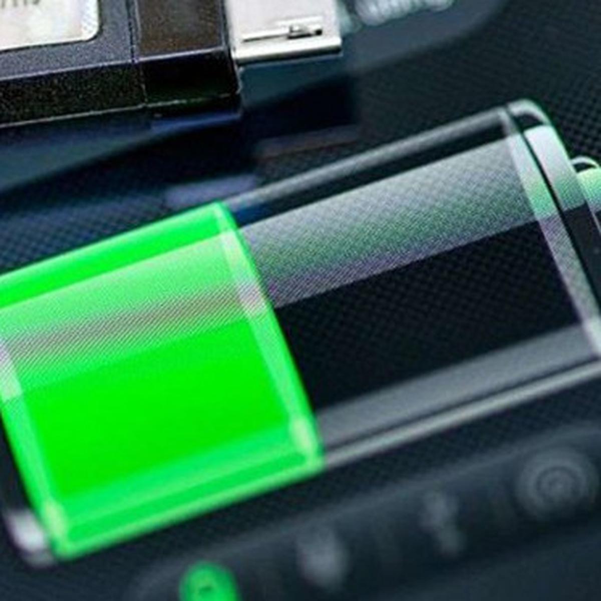 Baterai Smartphone Bocor? Begini Cara Mengatasinya Agar Tak ...