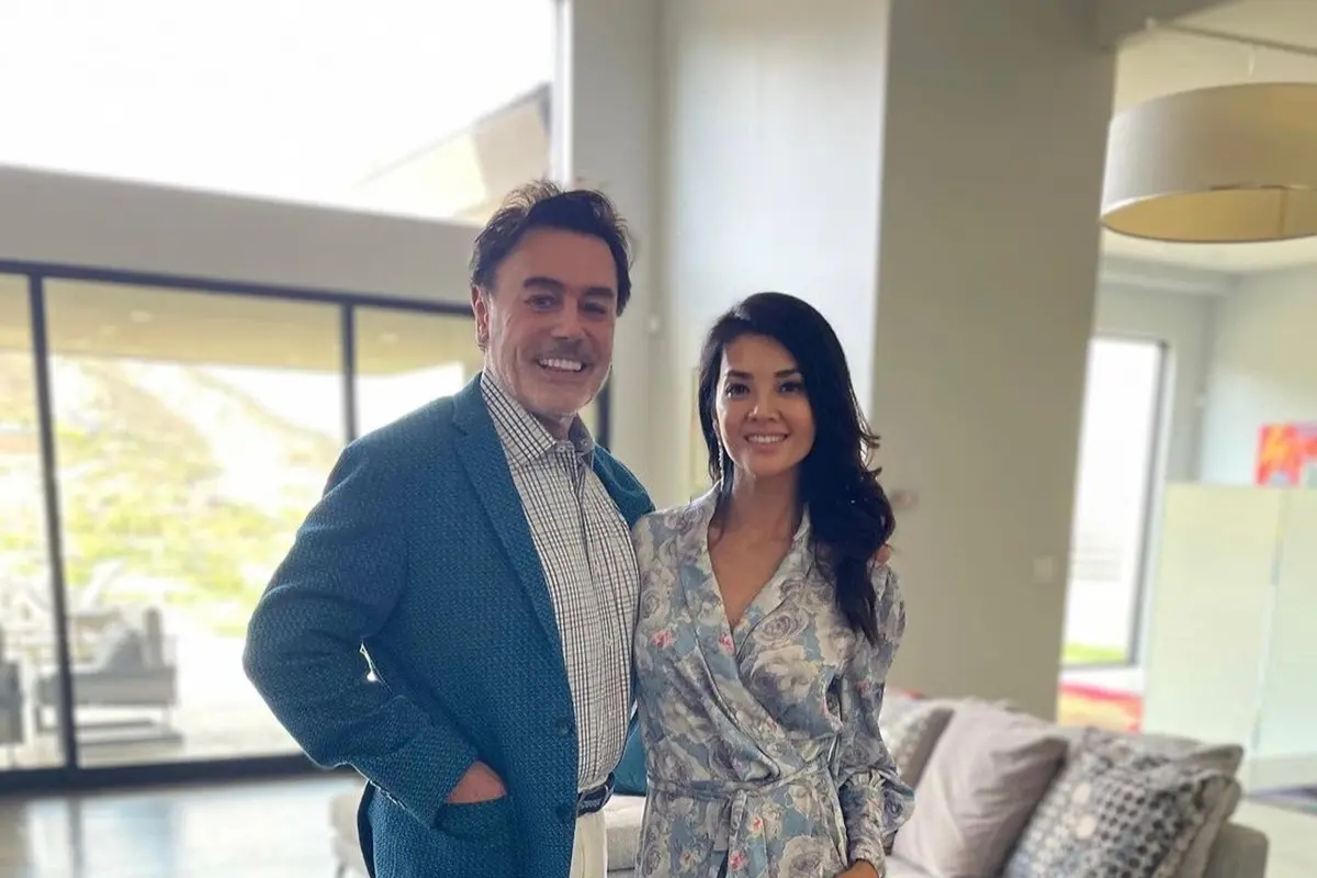 Potret Suami Farah Quinn Disebut Mirip Elon Musk