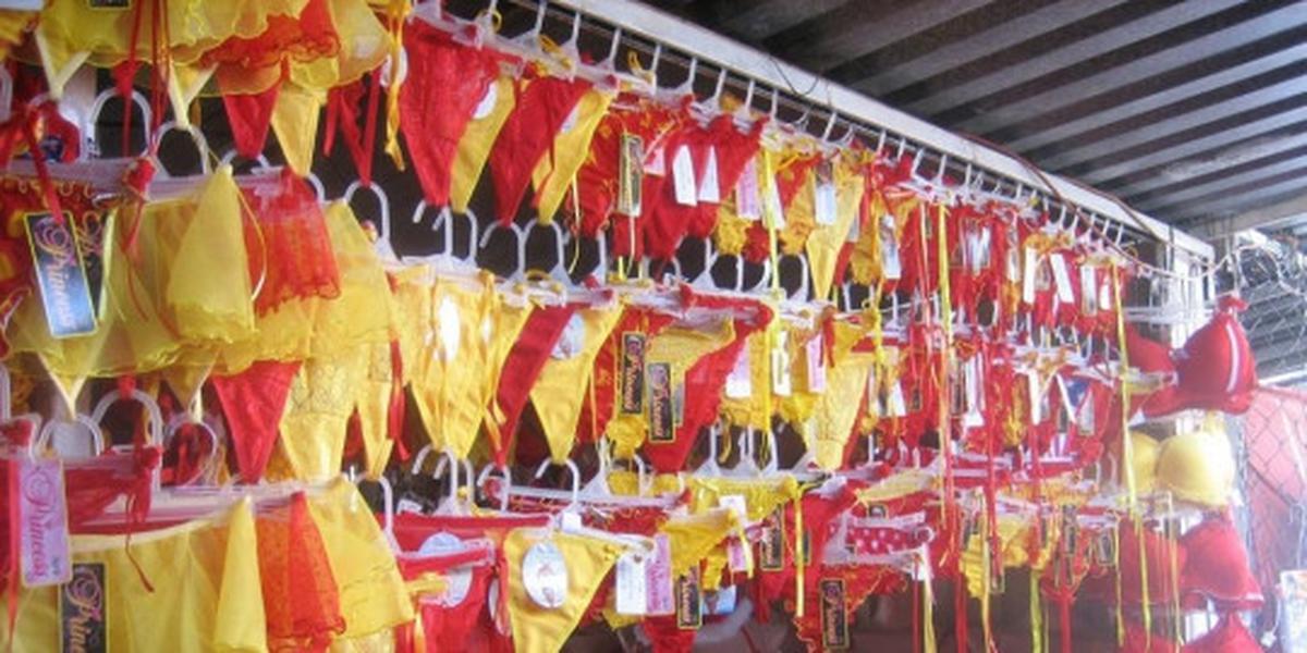 Berpakaian dalam warna-warni di Brasil