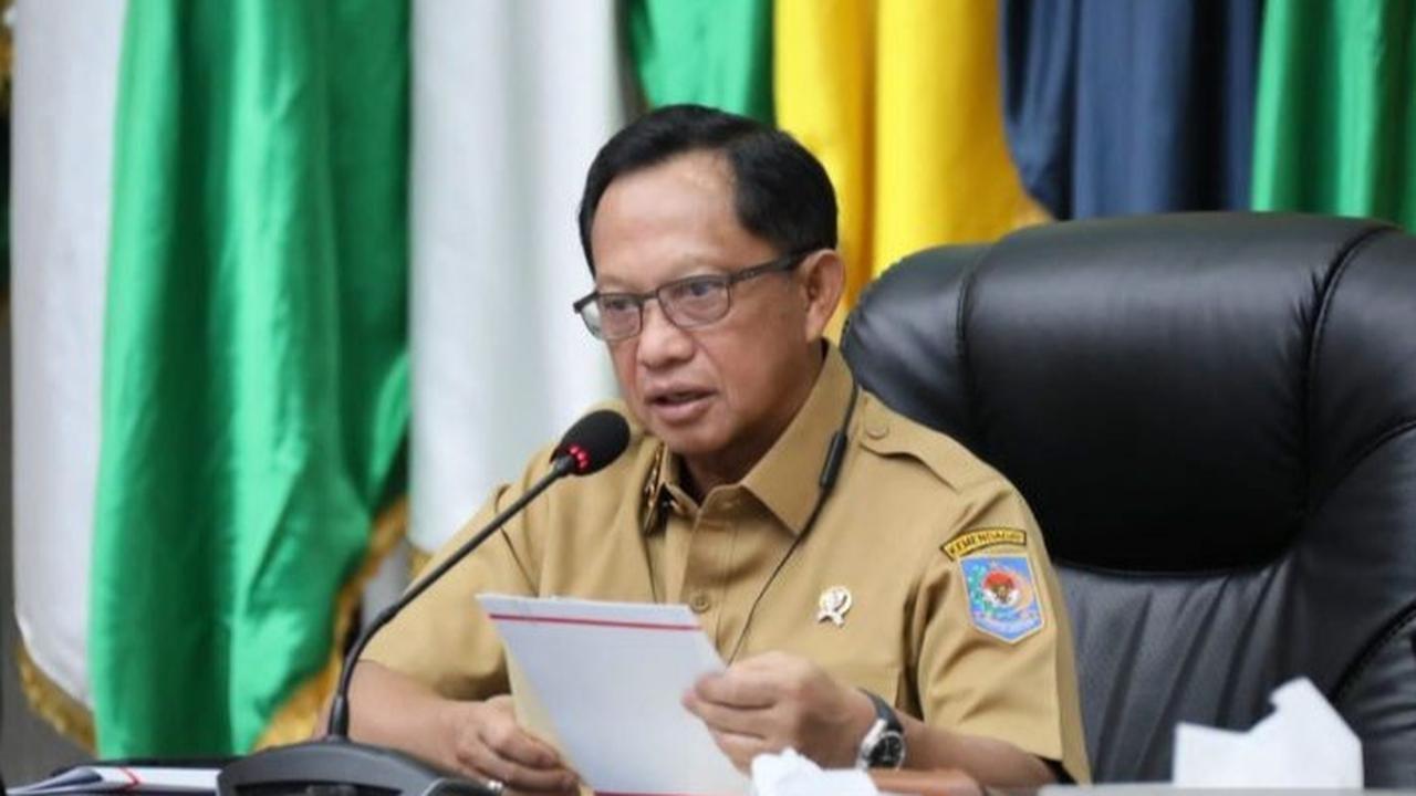 VIDEO: Mendagri Tito Ingatkan KPU & Bawaslu Biaya Pemilu Ulang di Daerah "Jangan Anggaran Berlebihan!"