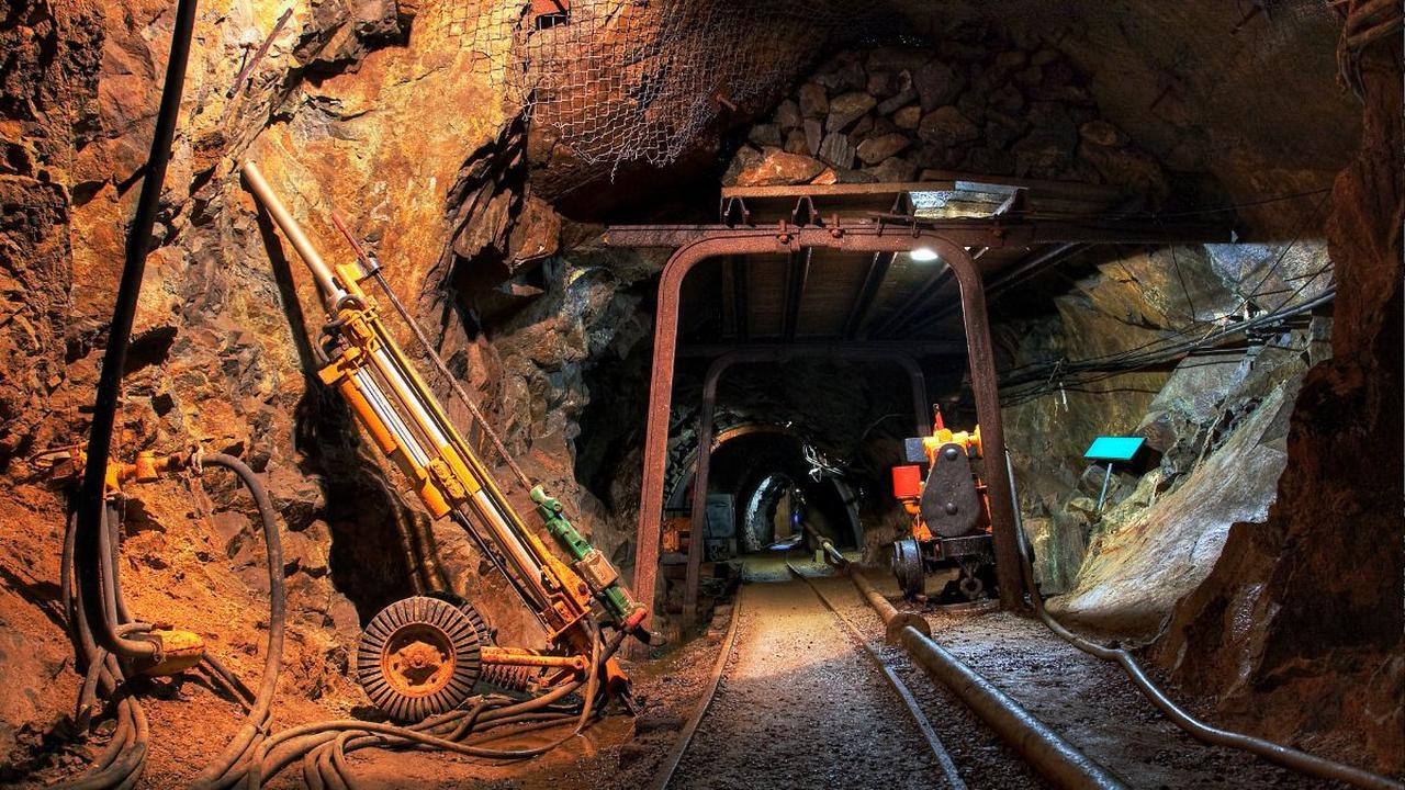 Peningkatan yang terjadi seiring pertumbuhan sektor industri, energi terbarukan, serta kendaraan listrik.