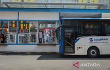 Panduan Angkutan Umum Lebaran Betawi 2026: Rute Transjakarta dan Commuter Line Menuju Lapangan Banteng