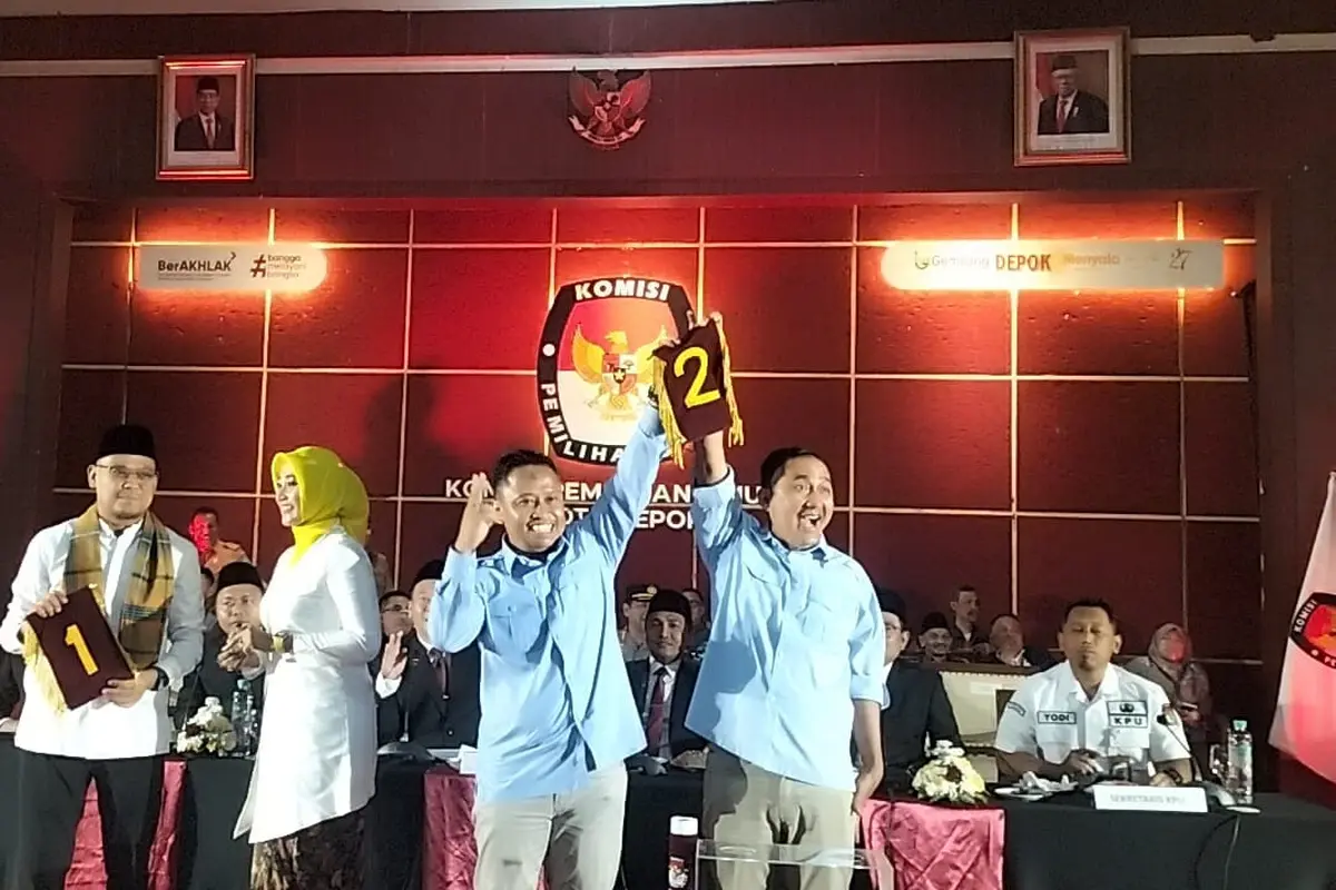 Pasangan calon (Paslon) Supian Suri-Chandra Rahmansyah telah mendapatkan nomor urut dua untuk bertarung pada Pilkada Depok. (Dicky Agung).