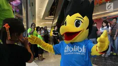 Maskot BIO menyapa pengunjung dalam Road to Blibli Indonesia Open 2019 di Neo Soho, Jakarta, Minggu (14/7/2019). Turnamen bulu tangkis yang diikuti oleh 236 pebulu tangkis dari 20 negara memperebutkan hadiah total senilai USD 1.250.000 atau sekitar Rp 17 miliar. (Liputan6.com/HO/Rizky)