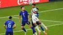 Pemain Portugal Goncalo Ramos menyundul bola untuk mencetak gol kedua Portugal selama pertandingan sepak bola babak 32 besar Piala Dunia antara Portugal dan Kroasia di Toronto, Kamis, (02/07/2026). (AP Photo/Sam Balkansky)
