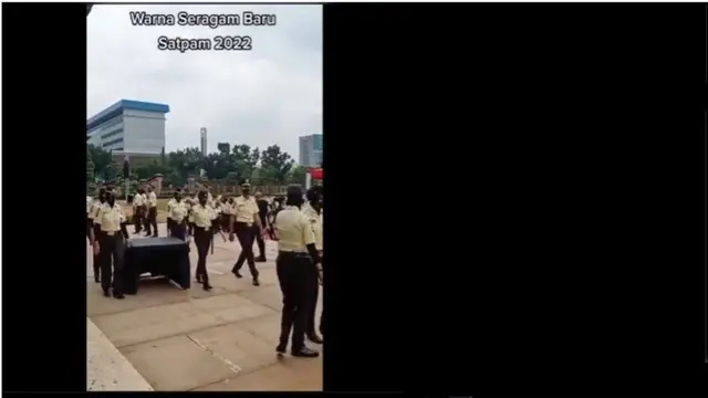 Seragam Satpam Baru Warna Krem Disebut Mirip Polisi India
