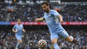Bernardo Silva bisa dikatakan sebagai pemain terbaik Manchester City sejauh ini. Tampil sebanyak 18 kali, ia berhasil mencetak 7 gol dan 1 assist untuk The Cityzens. Silva tentu akan menjadi harapan utama Pep Guardiola untuk mempertahankan gelar Liga Inggris musim ini. (AFP/Oli Scarff)