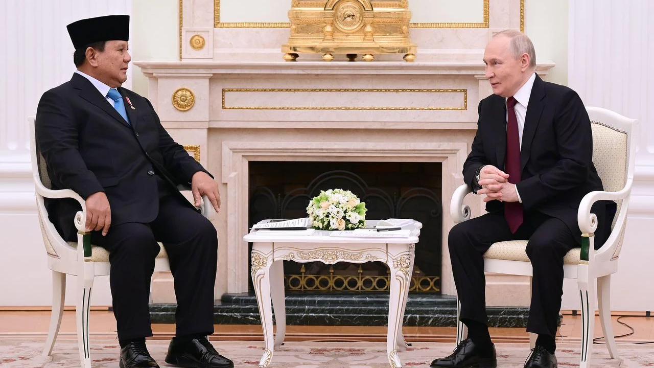 Hadapi Dinamika Dunia, Prabowo Diskusi Geopolitik dengan Putin