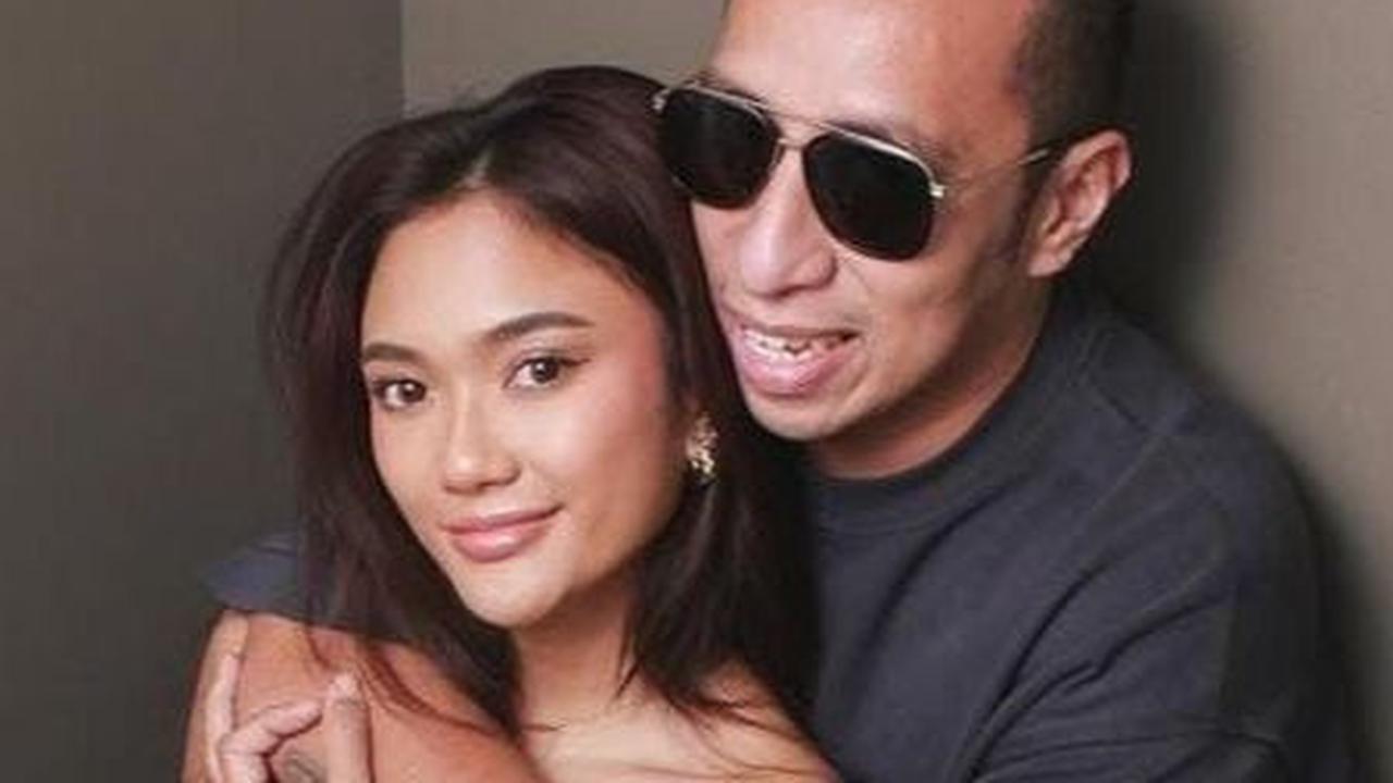 Potret Mesra Marion Jola bareng Pacar Bikin Baper, Kekasihnya Dibilang Mirip Vin Diesel