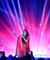 Diva pop Indonesia, Krisdayanti tampil sesuai dengan janji pada malam puncak HUT SCTV ke-26. Istri Raul Lemos itu tampil dengan busana glamor dan elegan yang disiarkan secara langsung dari Istora Senayan. (Adrian Putra/Bintang.com)