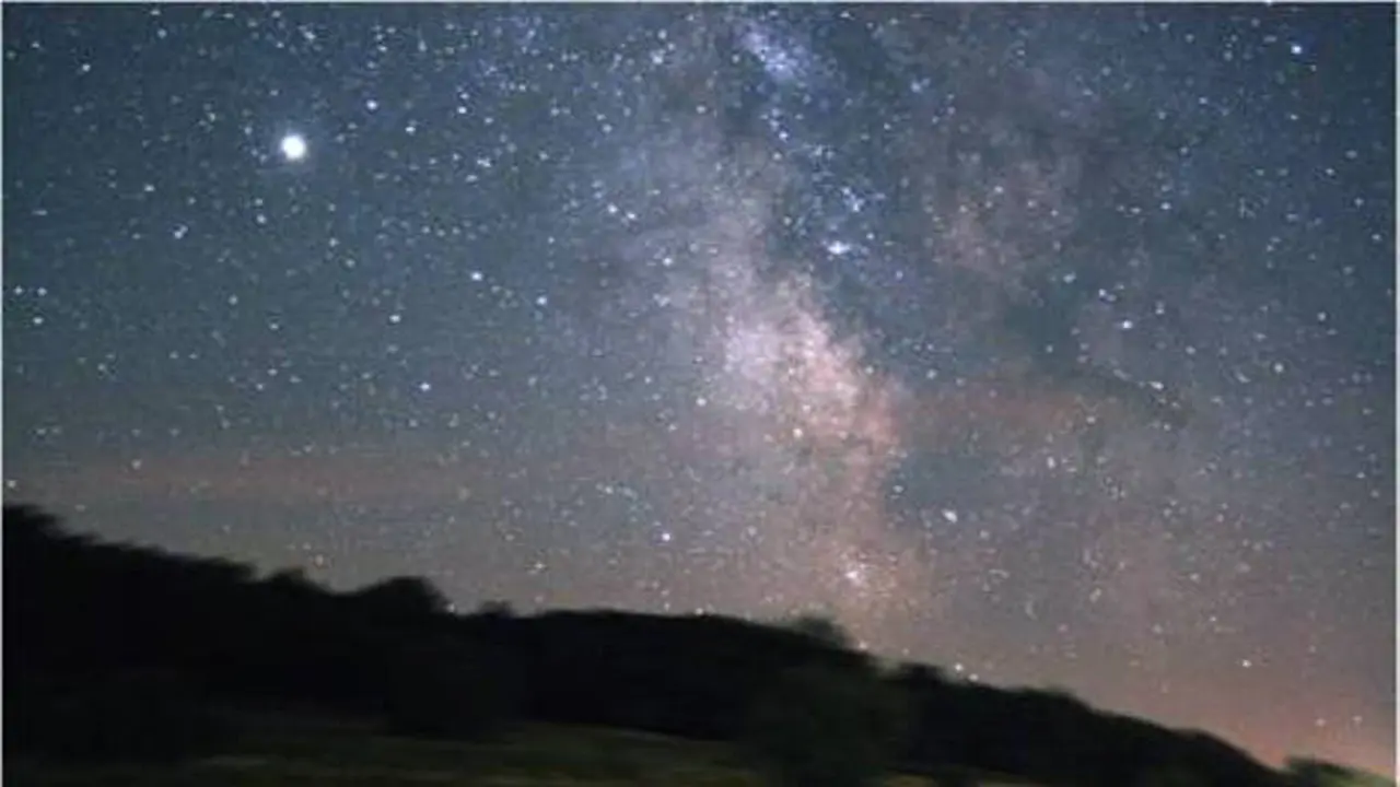 Malam bertabur bintang di Hungaria. (tdjamaluddin.wordpress.com)