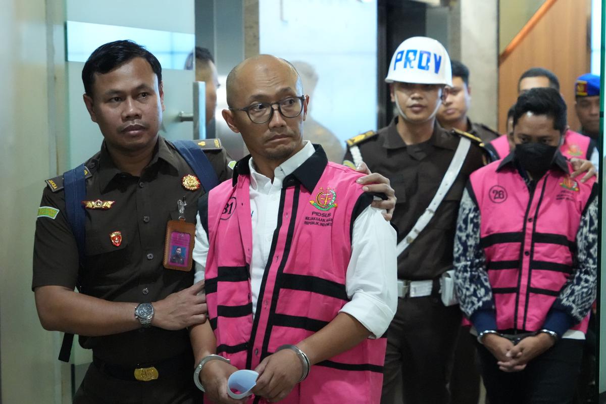 Tersangka kasus korupsi minyak mentah Pertamina