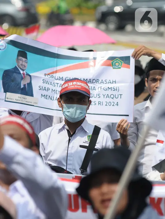 Demo di Patung Kuda, Guru Madrasah Desak Pemerintah Segera Terbitkan SK ...