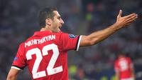 6. Henrikh Mkhitaryan - Pemain Arsenal ini jadi salah satu pembelian termahal Mourinho saat di MU. Gelandang Timnas Armenia itu direkrut seharga 42 juta euro dari Borussia Dortmund. (AFP/Armend Nimani)
