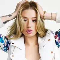 Iggy Azalea mendadak blak-blakan soal operasi payudara yang baru dilakukannya. Ada cerita apa?
