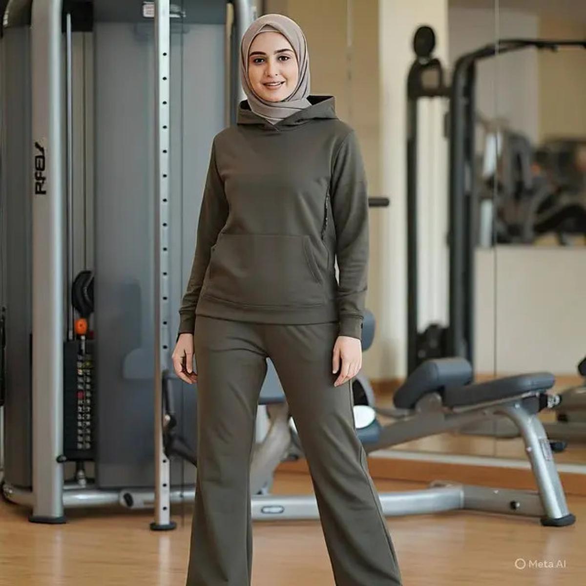 10 Gym Outfits Perempuan Hijab yang Elegan di 2025, Tampil Stylish Saat Olahraga