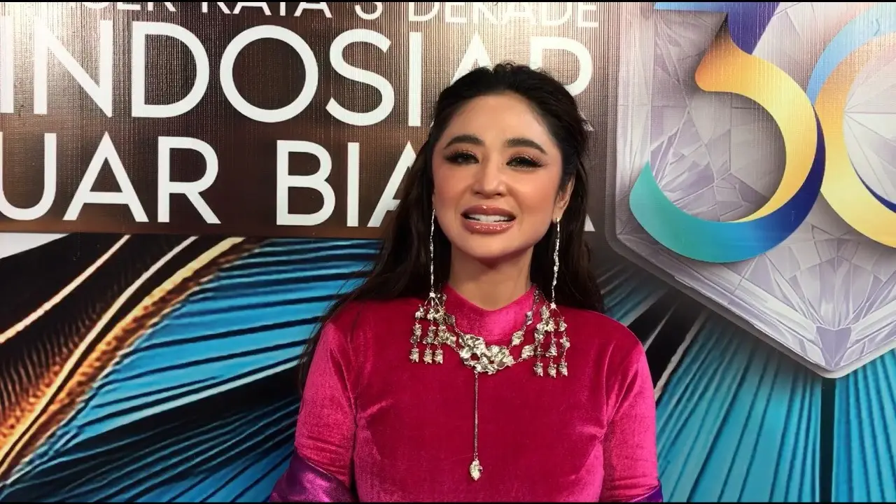 Dewi Perssik. (M Altaf Jauhar/ Liputan6.com)