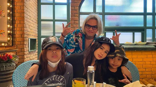 6 Potret Safeea Anak Ahmad Dhani dan Mulan Jameela yang Kini Beranjak Remaja