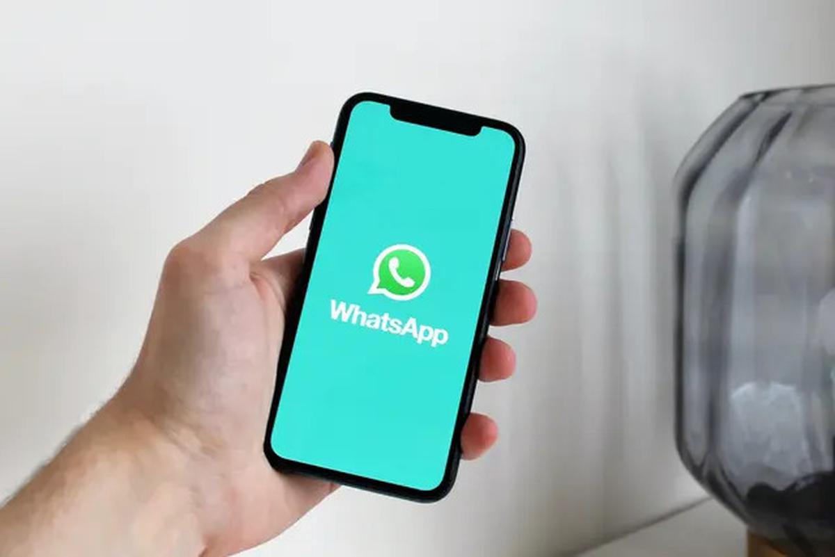 3 Alasan Penting Pengguna Harus Pakai Aplikasi WhatsApp Resmi