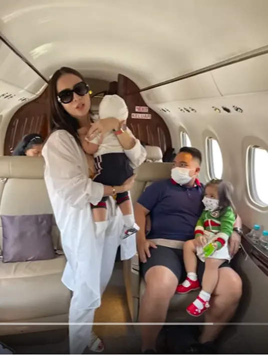 Momo Geisha (Youtube/ Momo Youtube Channel)