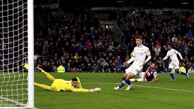 Chelsea Hajar Burnley 4-2, Pulisic Hattrick