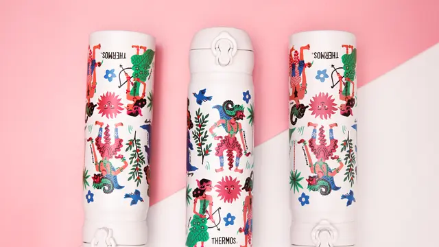 Ada Gambar Wayang Ayang Cempaka di Botol Minuman