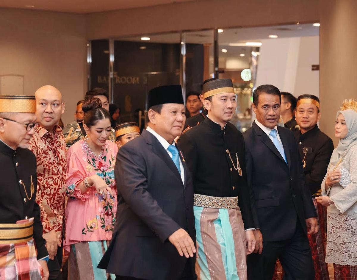 Pernikahan Elite Keluarga di RI Dihadiri Prabowo-Jokowi, SBY & Jusuf Kalla Kini Bersaudara