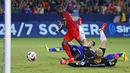 Pemain Paris St Germain, Jonathan Ikone (tengan) saat mencetak gol ke gawang Leicester City pada laga International Champions Cup 2016 di StubHub Center, Carson, California, (30/7/2016). PSG menang 4-0. (Reuters/Mike Blake)