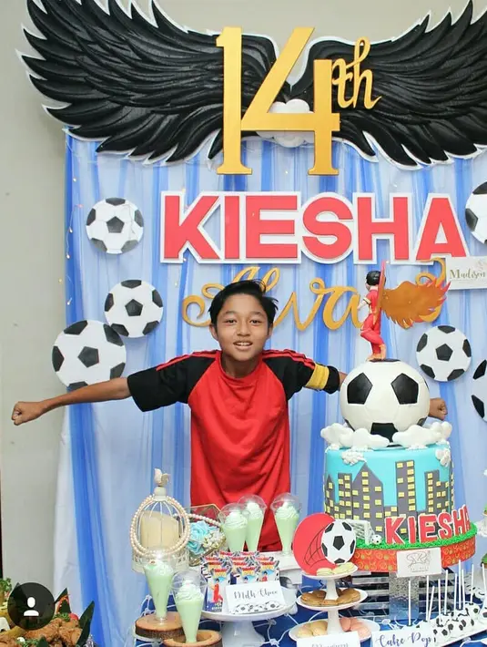 Kel. Pasha Ungu dan Okie Agustina