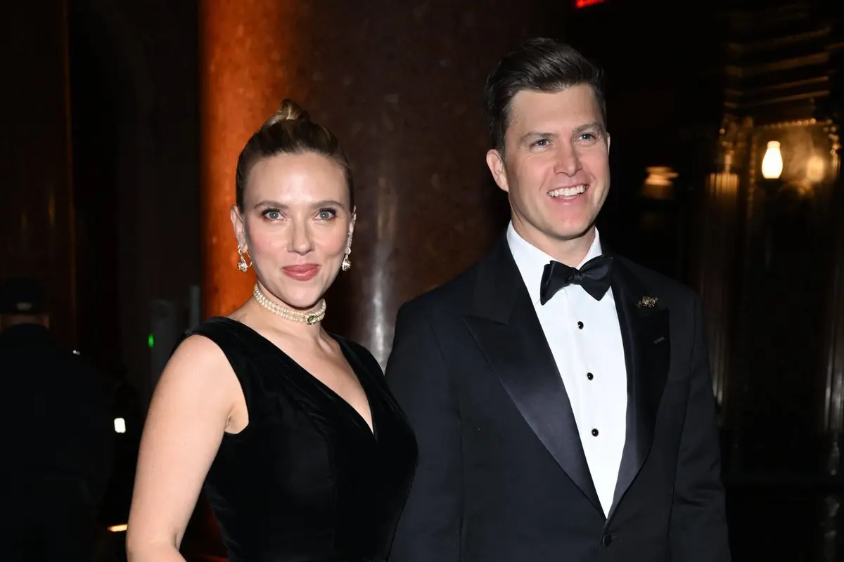 Scarlett Johansson Reveals Her First Date with Colin Jost Was Full of Misunderstandings