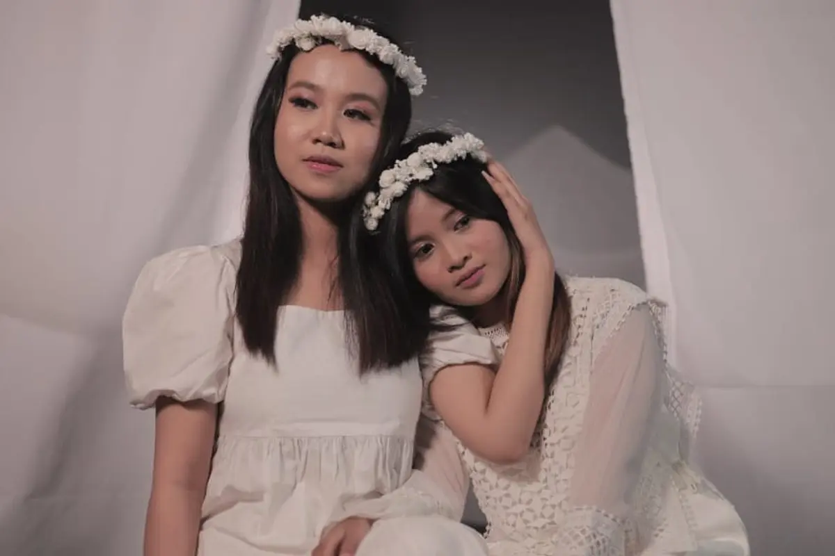 Jarang Terekspos, Ini 6 Potret Mayang Adik Mendiang Vanessa Angel