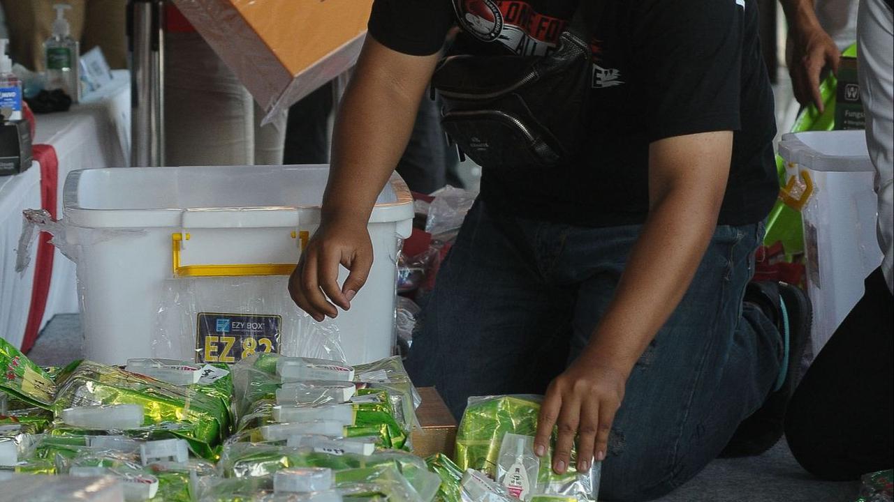 Fredy menjalankan bisnis narkoba sejak 2009. Dalam kurun waktu 2020 hingga 2023 sendiri, ada sebanyak 408 laporan polisi dengan 884 tersangka yang sudah ditangkap.<br>