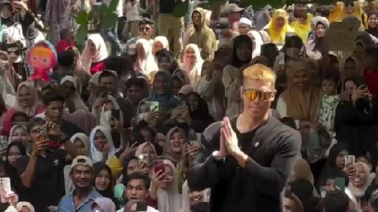 Momen Kedatangan Aisar Khaled di Aceh, Disambut Meriah Warga Bak Kedatangan Presiden