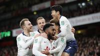 Tottenham Hotspur mengalahkan Arsenal 2-0 pada perempat final Piala Liga Inggris, di Stadion Emirates, Kamis (20/12/2018) dini hari WIB. (AP Photo/Frank Augstein)