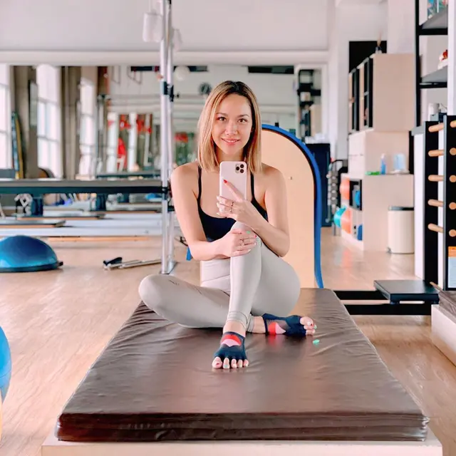 Bugar di Usia 38 Tahun, Ini 6 Potret BCL saat Latihan Pilates