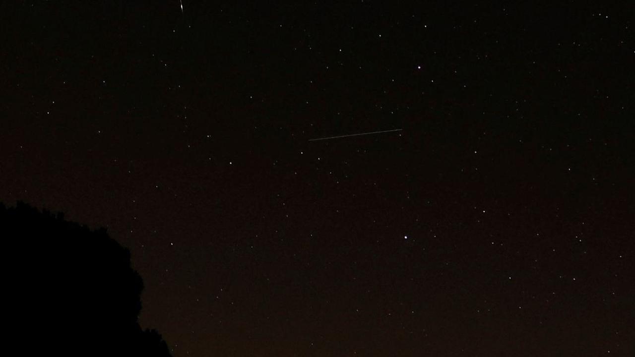Hujan meteor Perseid juga dapat terlihat di wilayah Ronda, Spanyol pada 13 Agustus 2023.
REUTERS/Jon Nazca